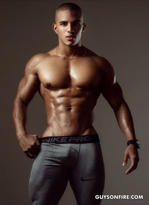 Antony Dunn gay webcam